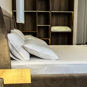 Apartman Alexander &